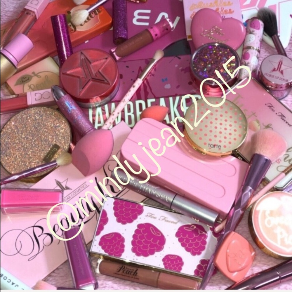 🔥ONLY 2 left!!! “5-$28” Mystery Beauty Box!! - Picture 7 of 10